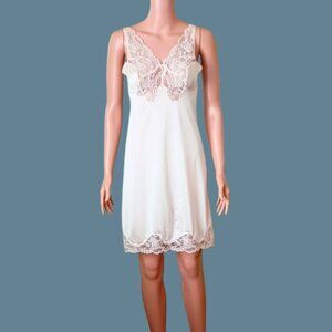Charle Butterfly Lace Trim Slip 32-S Ivory V-Neck Full Slip